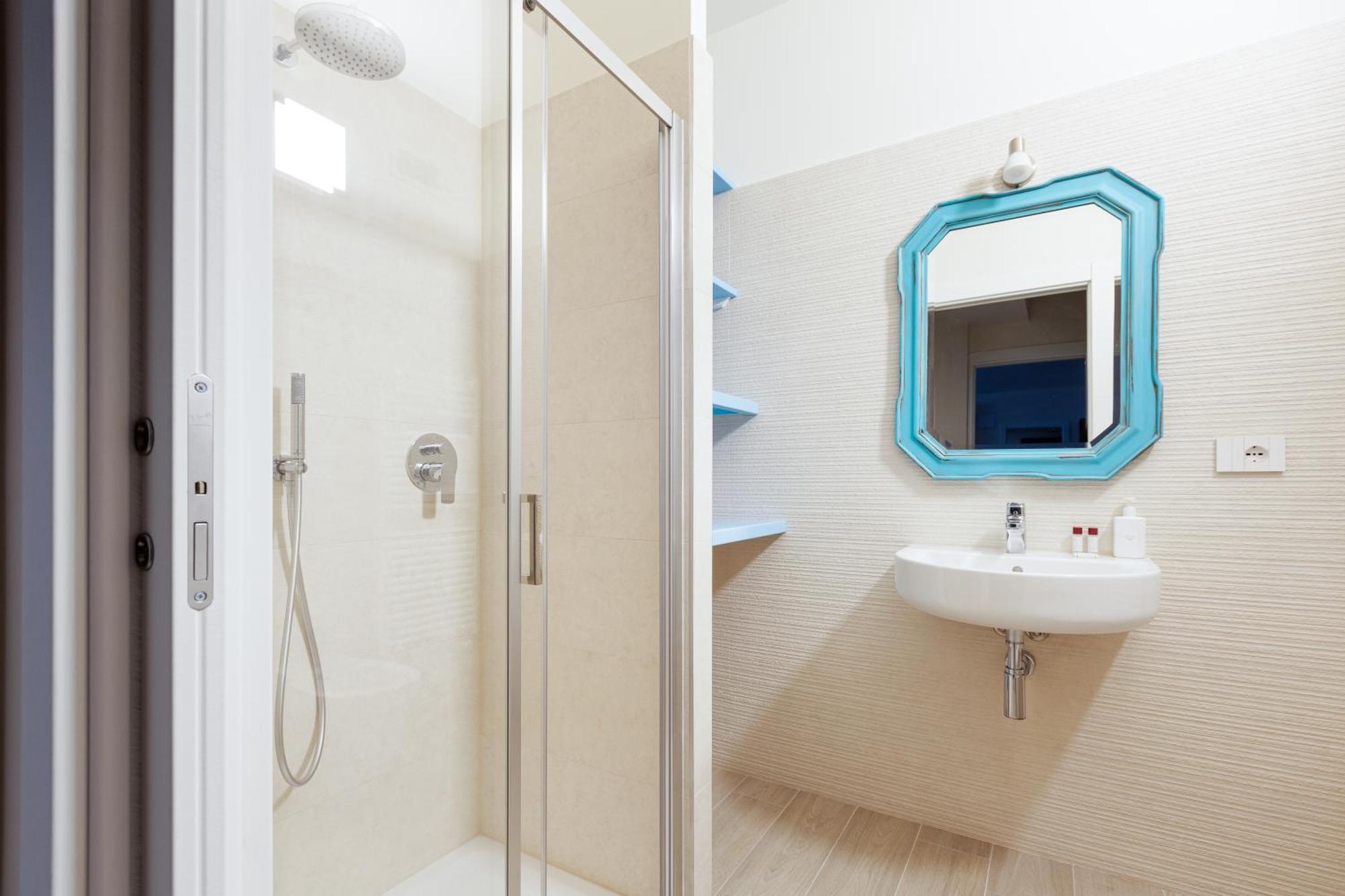 Spacious Apartments - 1,4Km From Corso Buenos Aires Milan Luaran gambar